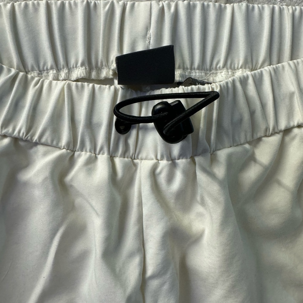 Men’s ASOS dark future jogger/exercise Pants - Picture 4 of 5